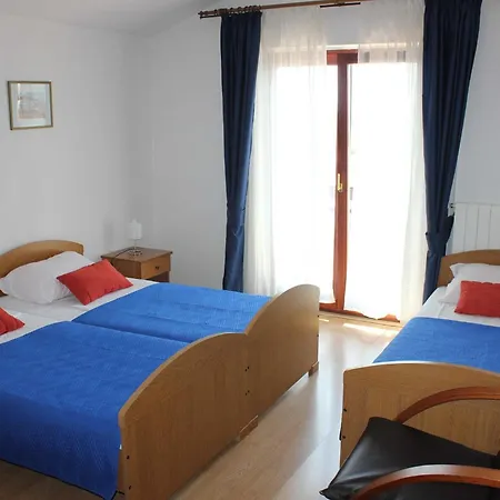 Apartment San Antonio-one Bedroom With Balcony No 2 Ploce (Dubrovnik-Neretva)